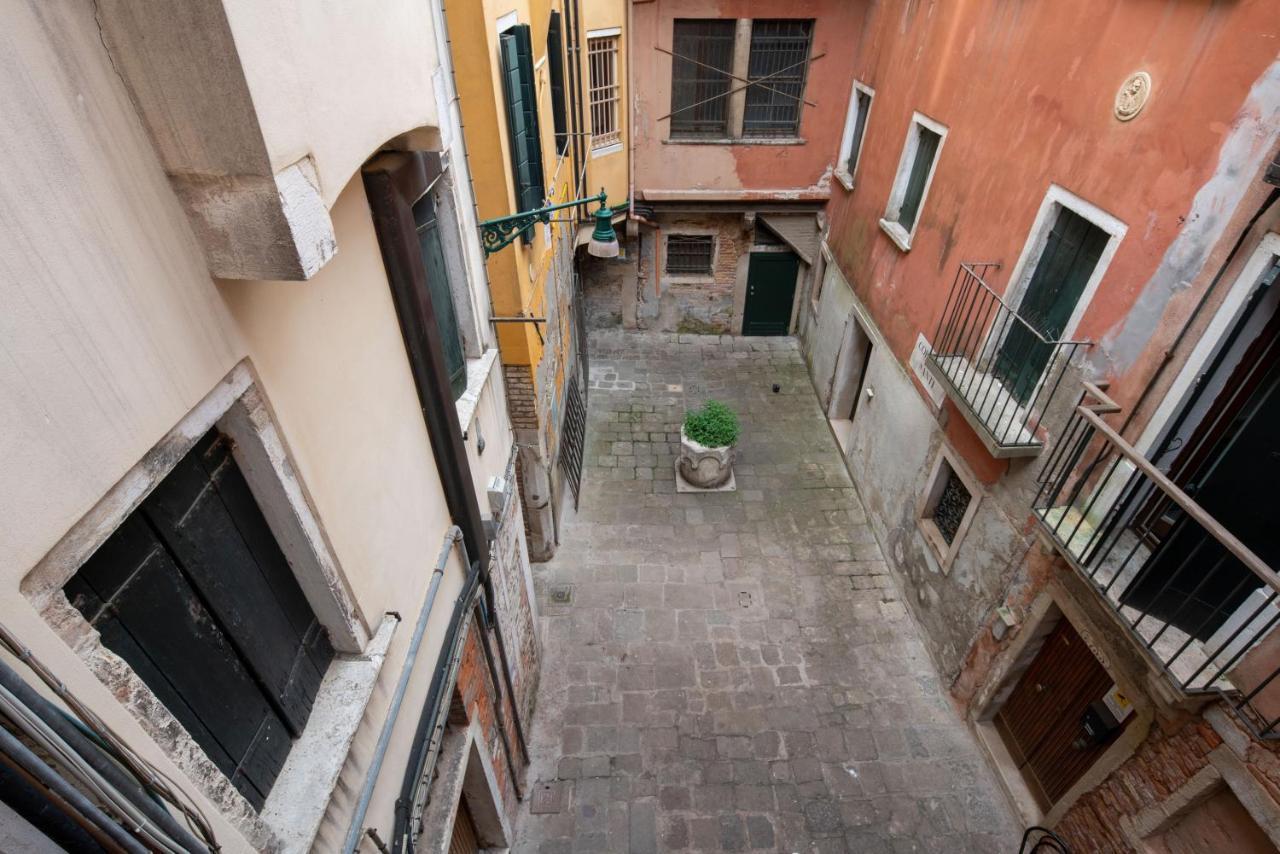 Apartmán Ve.N.I.Ce. Cera Ca' De La Mandola Benátky Exteriér fotografie